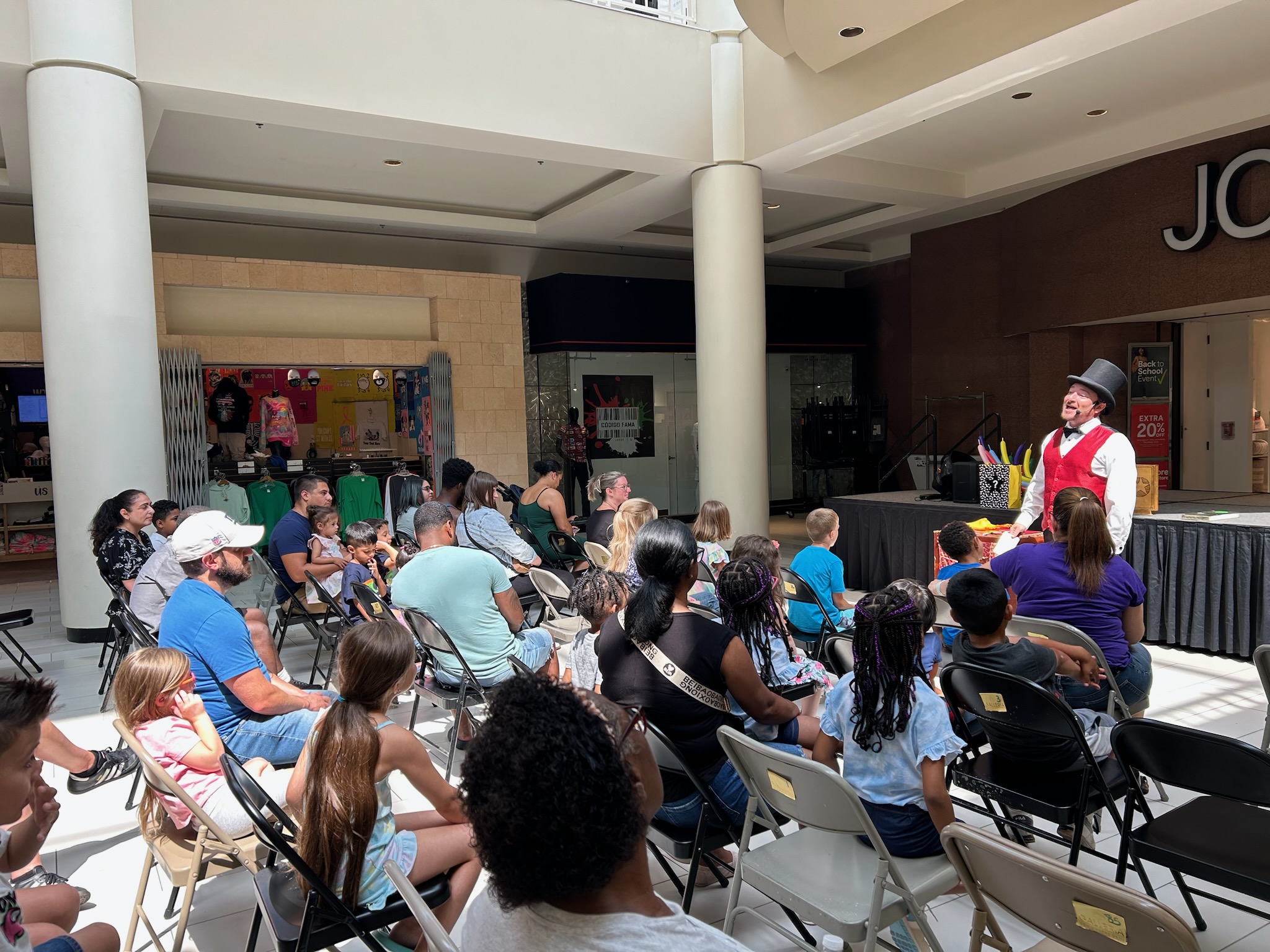 Charlini Magic Show